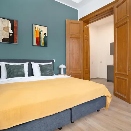 Zentrale I Home2share Apartment