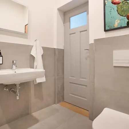 Zentrale I Home2share * Halle (Saale)